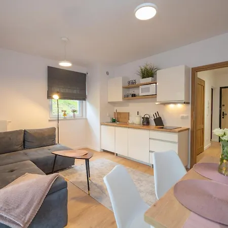 Rentplanet - Izerski Aparthotel 3*