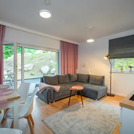 Rentplanet - Izerski 3*