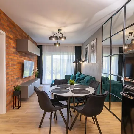 Ξενοδοχείο με διαμερίσματα Rentplanet - Izerski Świeradów-Zdrój