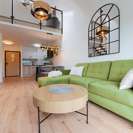 Rentplanet - Izerski 3*