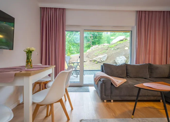 Rentplanet - Izerski Aparthotel 3*